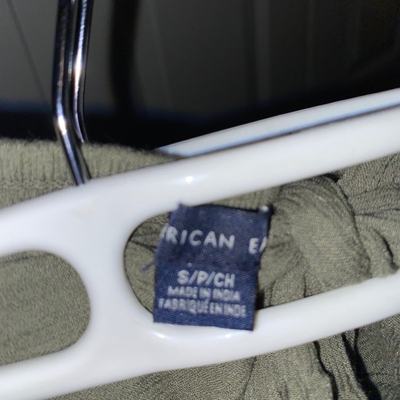 American Eagle Flowy Pants - Picture 2 of 2